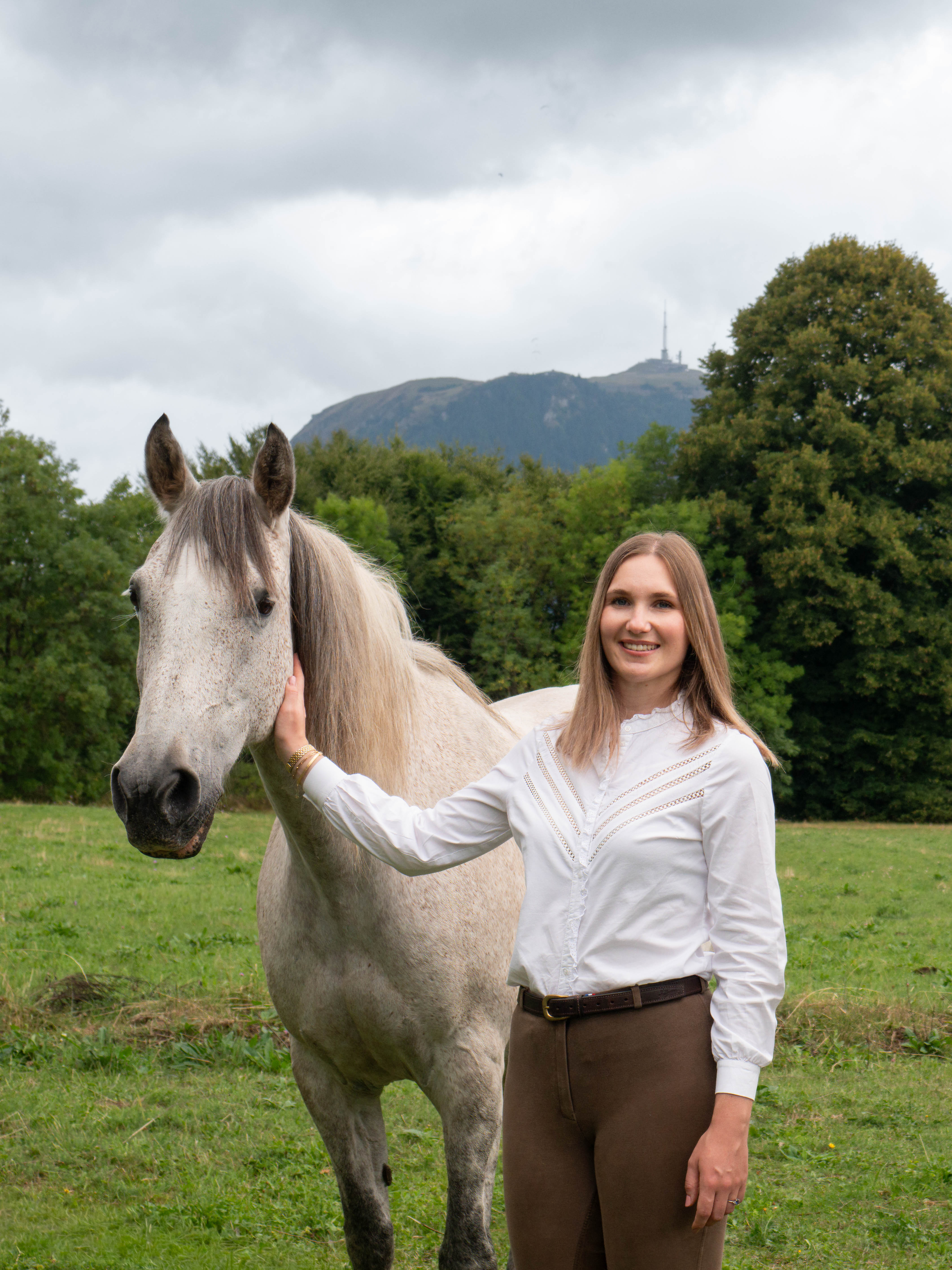 Deuxième portrait de l'avocate Charlotte